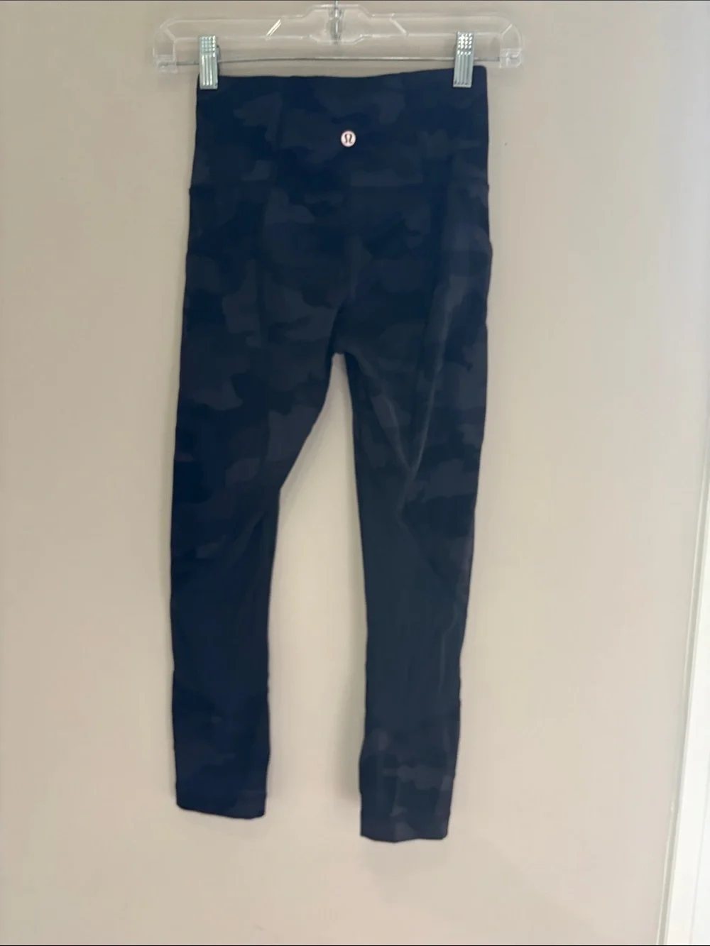 Lululemon Pace Rival High-Rise Crop 22